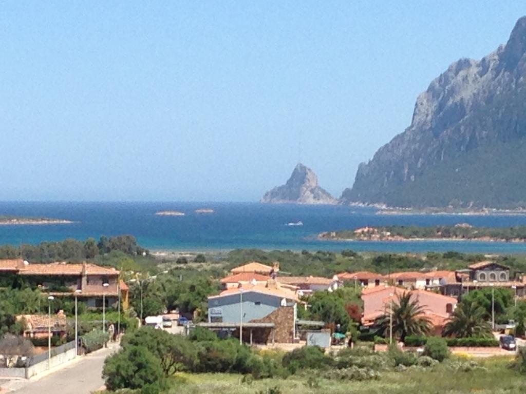 Case Vacanza Rosa Loiri Porto San Paolo Exterior foto