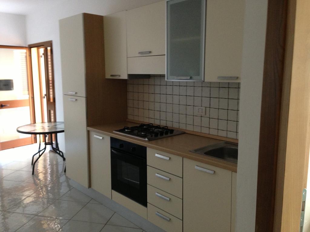 Case Vacanza Rosa Loiri Porto San Paolo Exterior foto